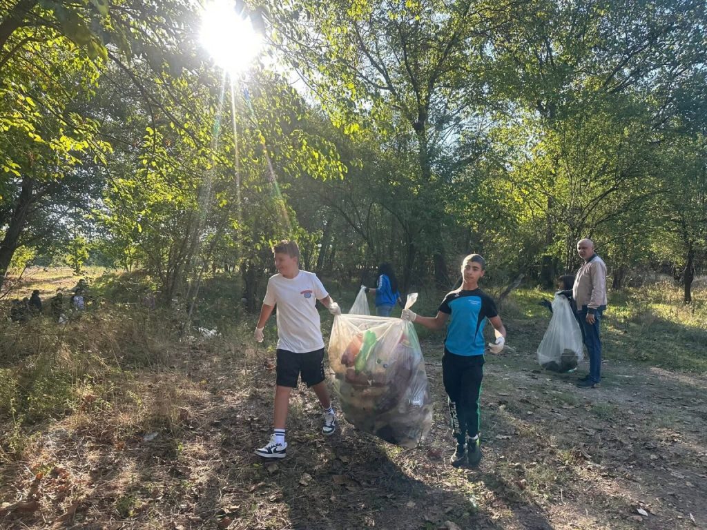 Hai cu noi la curățenie &icirc;n Pădurea Andronache, de Ziua de Curățenie Națională!